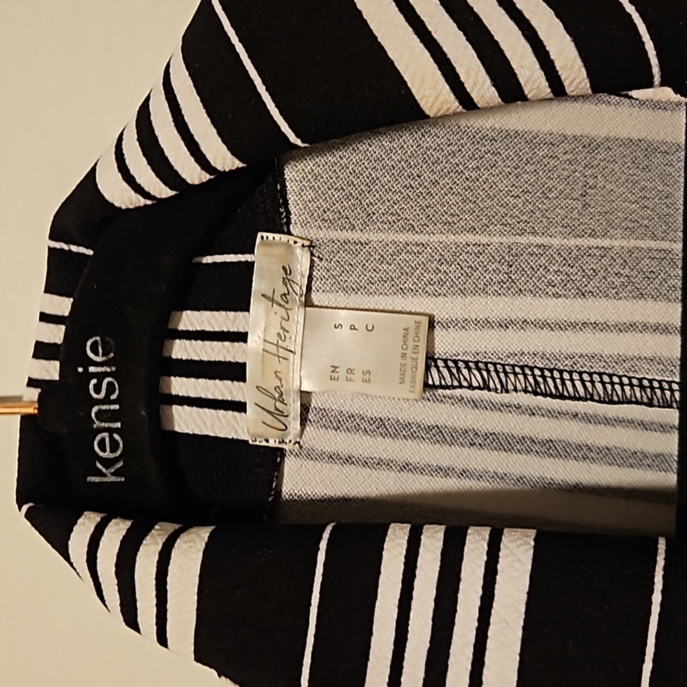 Striped blouse - Picture 3 of 3